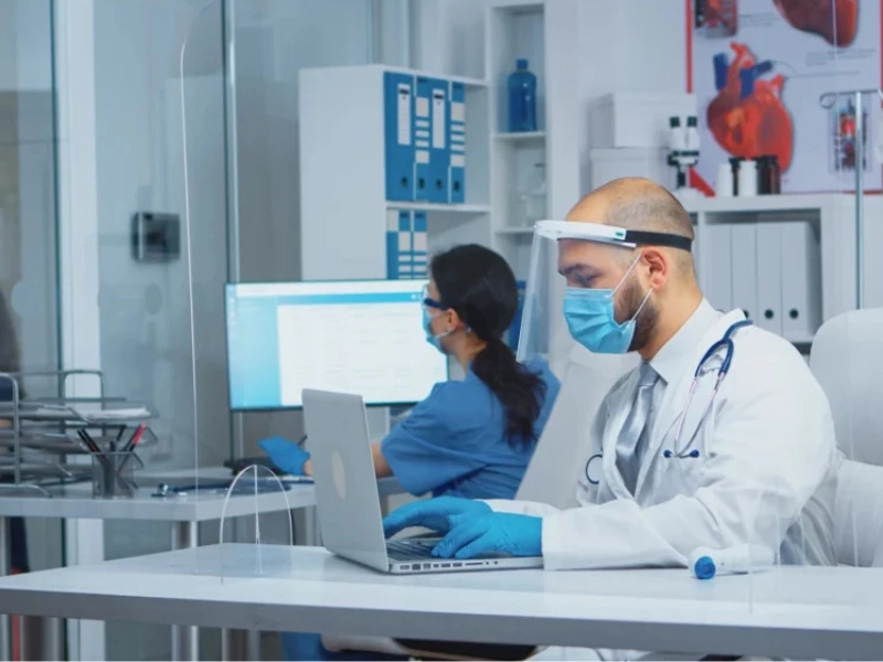RTLS in Healthcare LocaXion