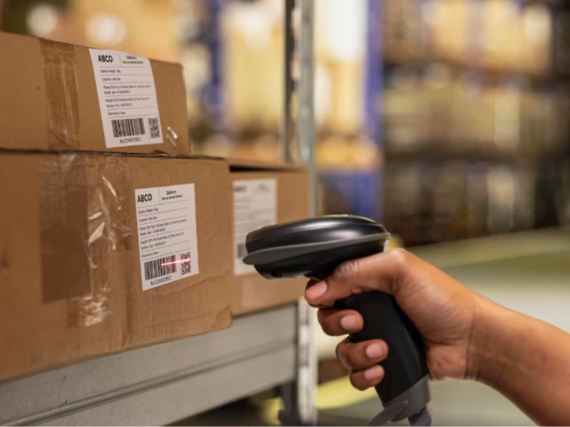 rtls vs rfid LocaXion